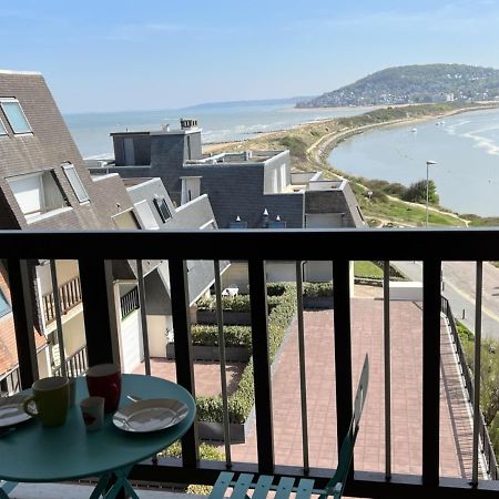 Appartement 2 Pieces Cabourg Avec Balcon, Ascenseur Et Vue Mer - Fr-1-487-335 Экстерьер фото